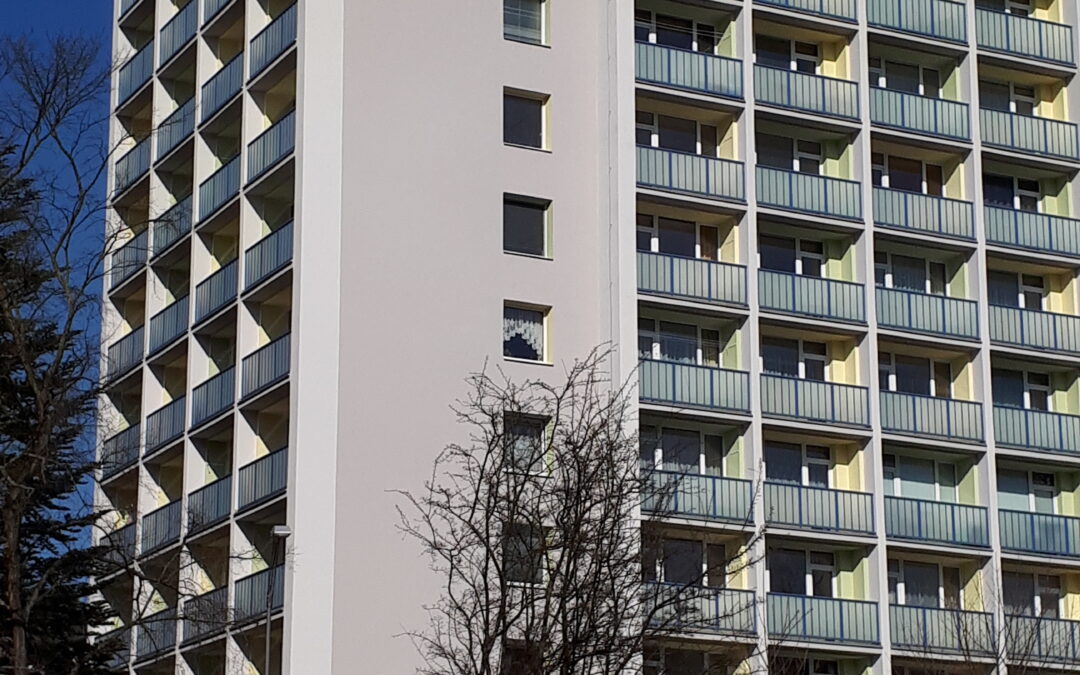 Postup renovace bytových domů je v ČR stále pomalý